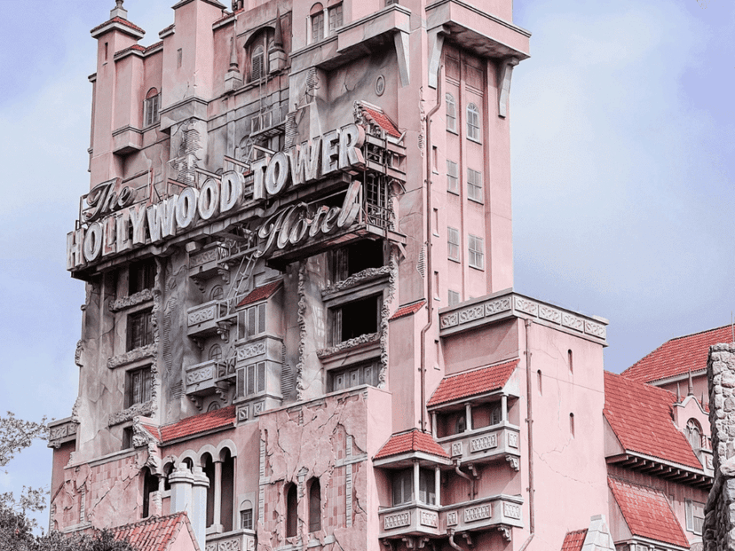 hollywood tower hotel