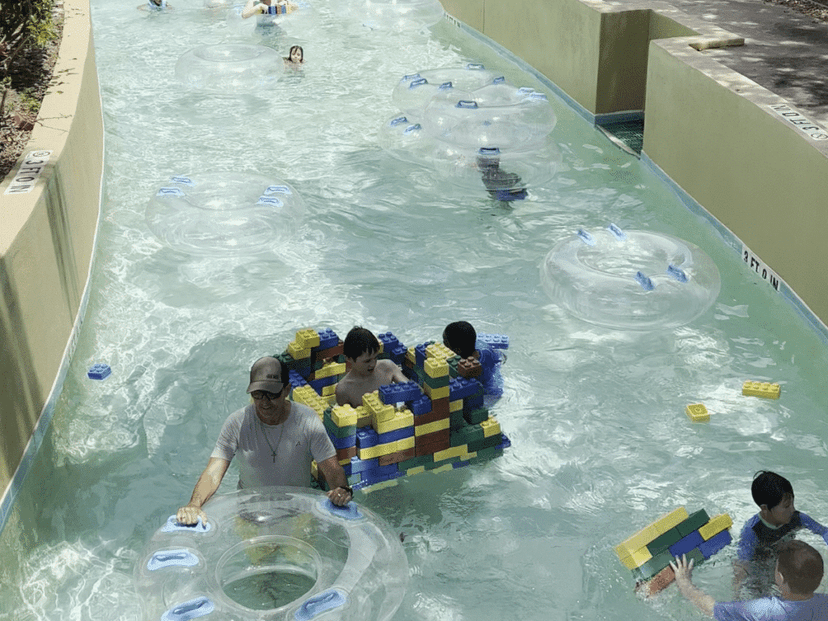 Build-a-Raft Lazy River, Legoland FL