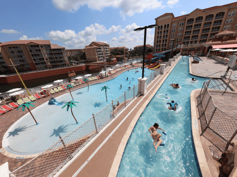 lazy river at shipwreck island park