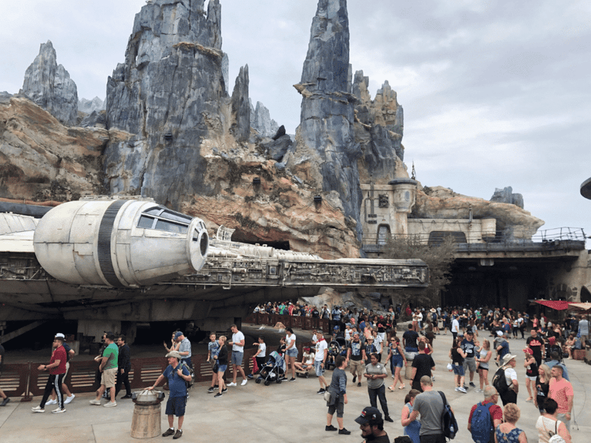 Millennium Falcon Smugglers’ Run Star Wars